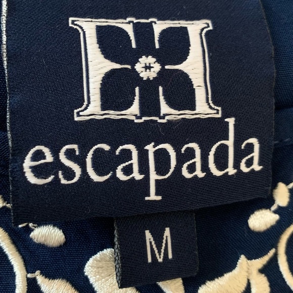 Escapada Embroided Foral Dress - Picture 7 of 8